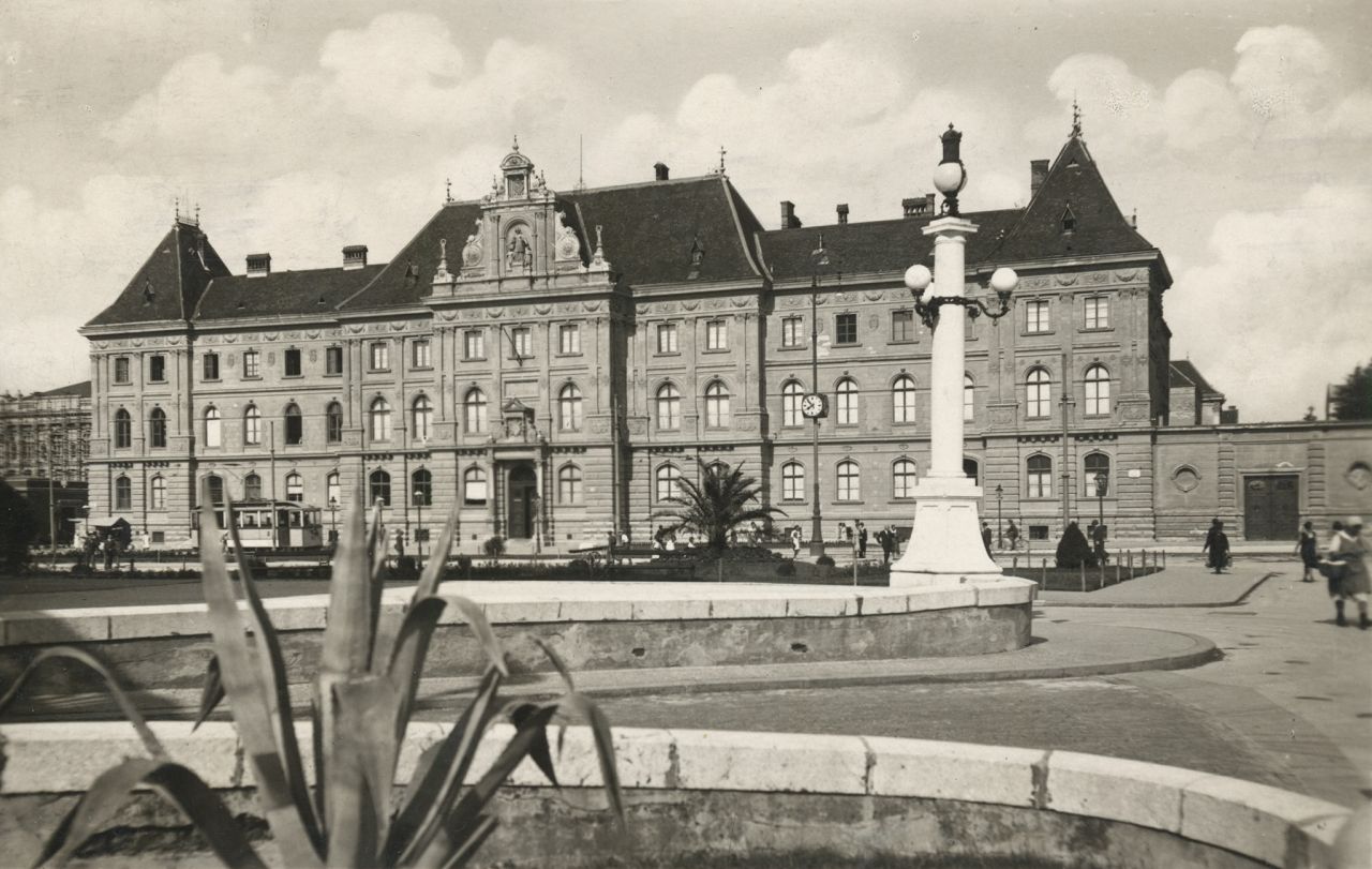 Obrtna škola, Trg kralja Aleksandra (današnji Trg Republike Hrvatske), oko 1930. godine